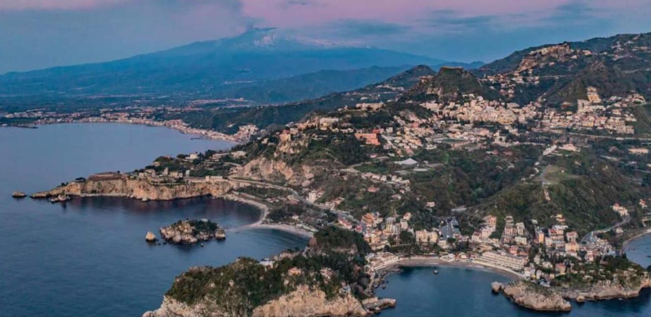 Sebastian House Casa Vacanze Giardini Naxos Exteriér fotografie